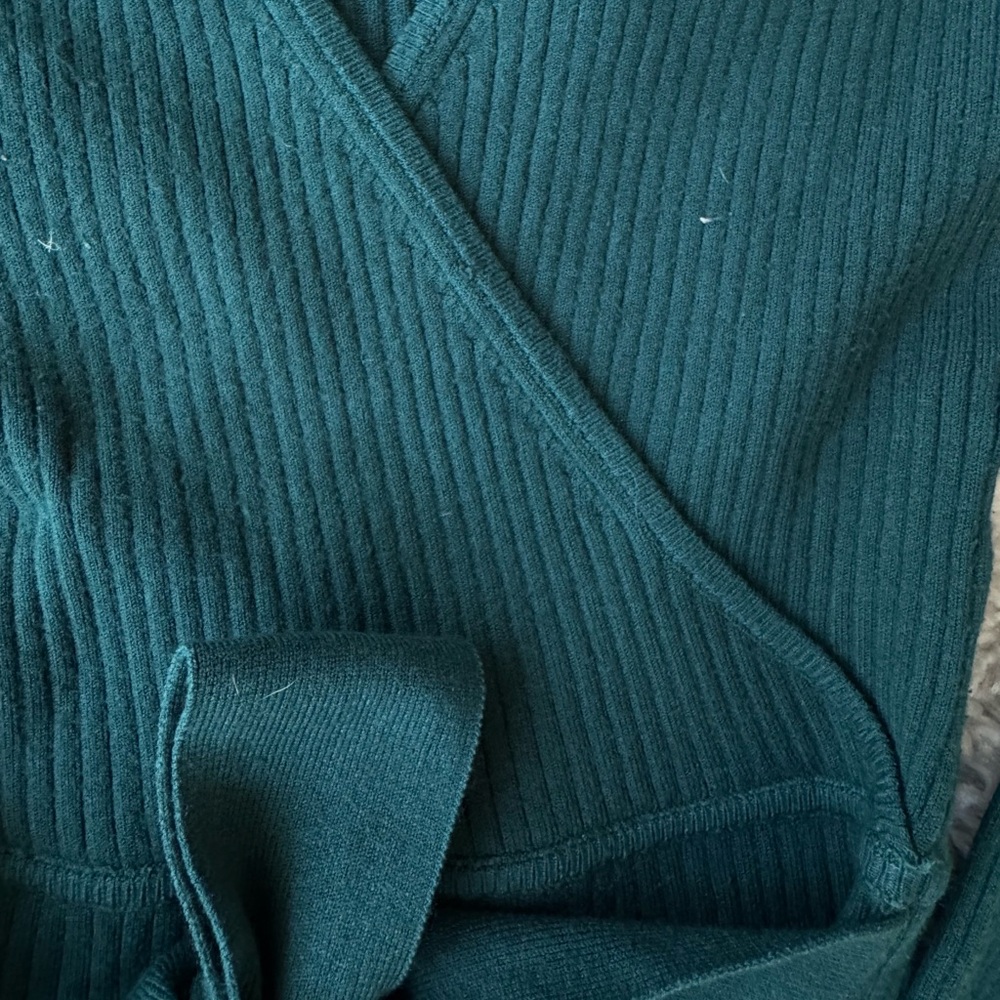 Aritzia Wilfred All Tied Up wrap sweater - Picture 6 of 6